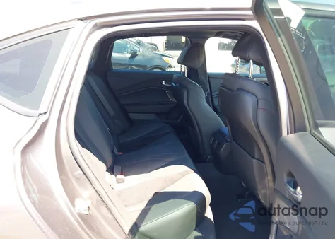 2021 Acura Tlx A-Spec Package z USA, uszkodzony, nr VIN 19UUB5F50MA013019